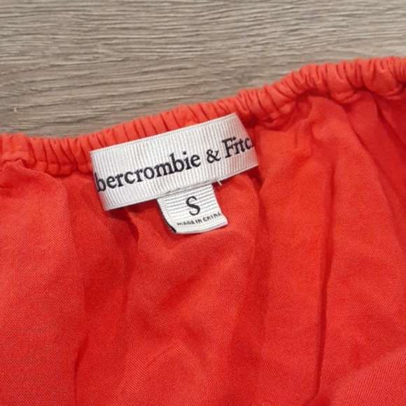 Abercrombie Strapless Ruffle Coral Red Crop - Picture 3 of 4